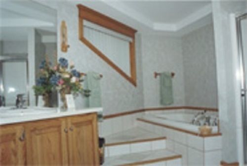 Red Barn Village Bed & Breakfast Clarks Summit Exterior foto